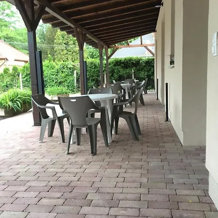 Vizparti Apartmanok Apartment