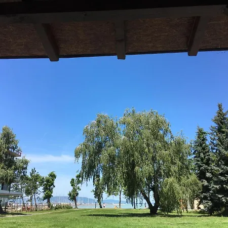 Vizparti Apartmanok Apartment Balatonfenyves