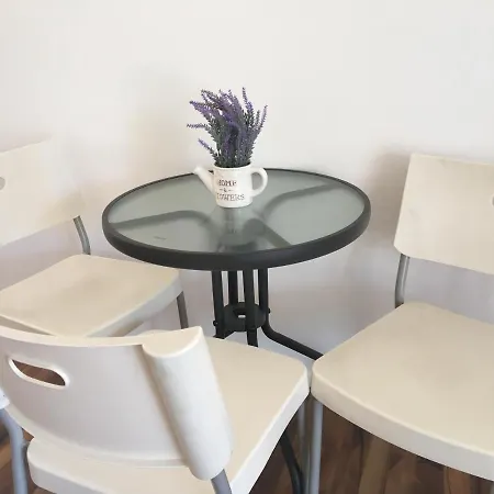 Vizparti Apartmanok Διαμέρισμα *