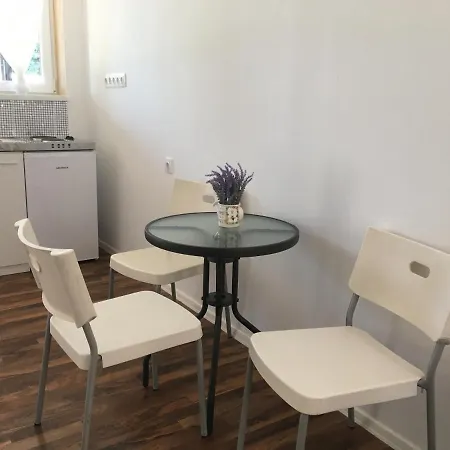 Vizparti Apartmanok Διαμέρισμα