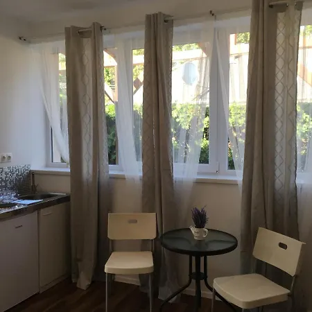 Vizparti Apartmanok Διαμέρισμα *