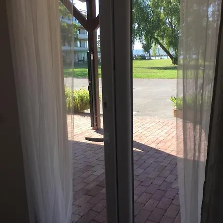 Vizparti Apartmanok
