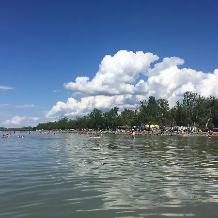 Διαμέρισμα Vizparti Apartmanok Balatonfenyves